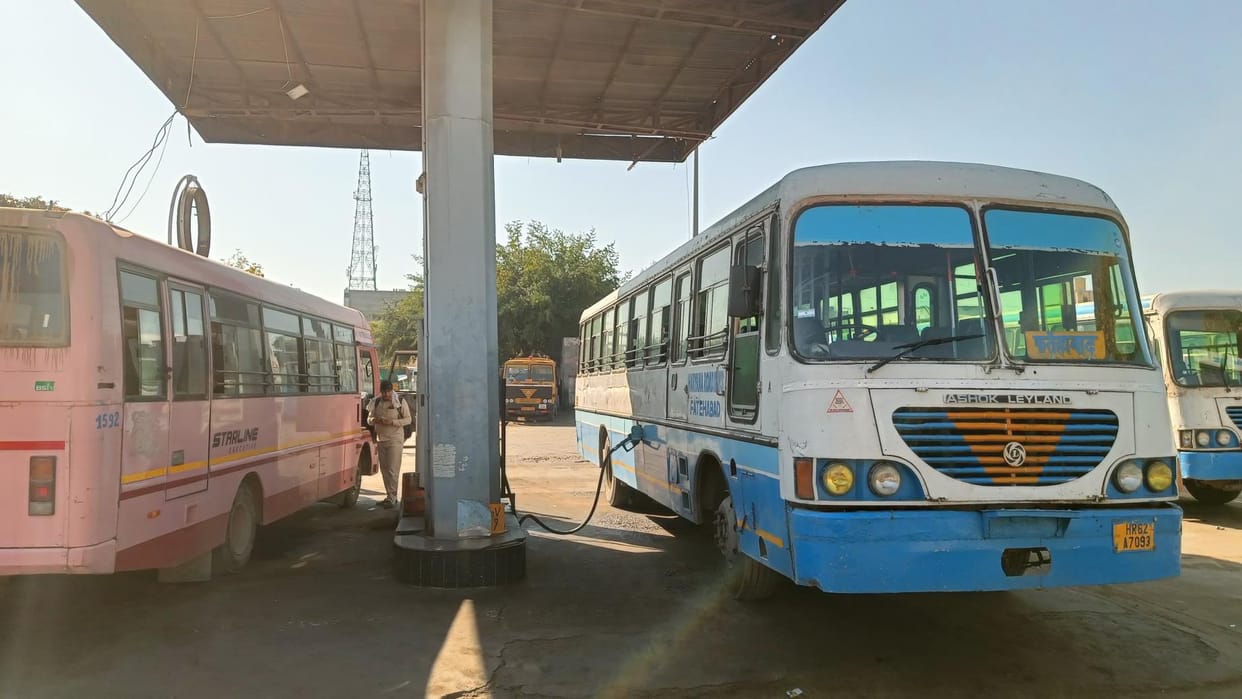 Roadways buses consumed fuel worth Rs. 1.5 crores just while going from the new to the old bus stand to fill fuel