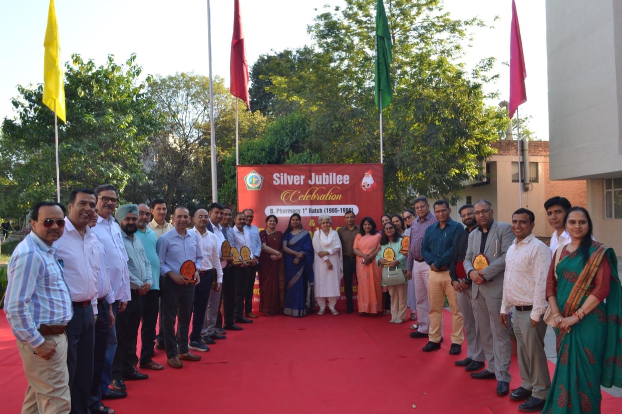 Pharmacy alumni will deposit Rs 2 crore and give scholarships to meritorious students from the interest