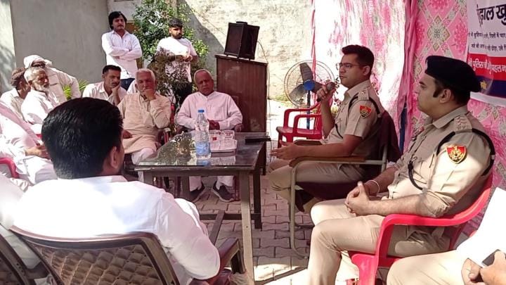 Bhiwani SP Nitish Agarwal visited village Mundhal