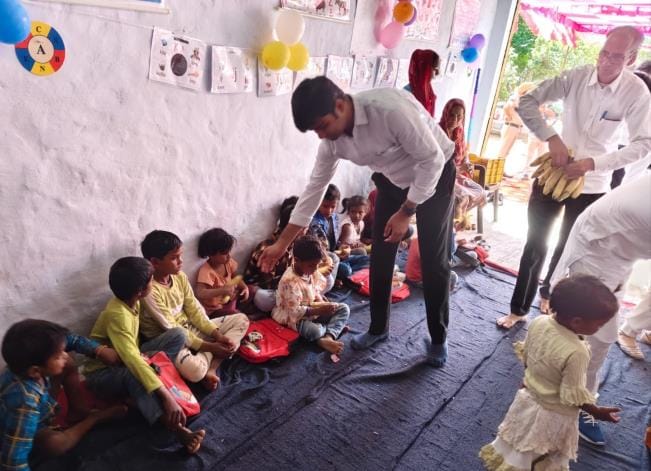 School opened in Mithanpura for children of workers