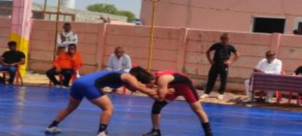 Hisar wrestler Ekta won in 55 kg weight category