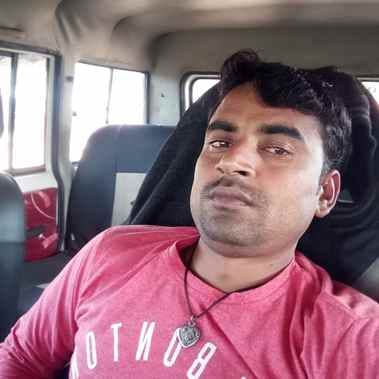 The young man gave up his life by hanging himself from a noose