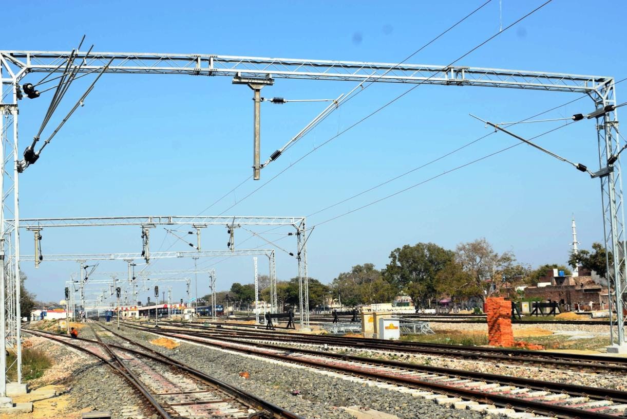 Teen's body found soaked in blood on railway track