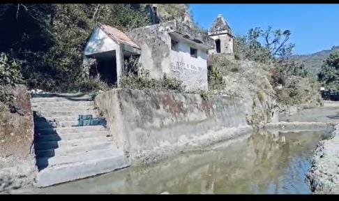 devika river