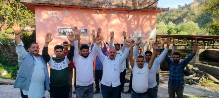 Dailywager of PHE Dept Held Protest