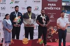 Kartik of Amroha raised the flag in Delhi