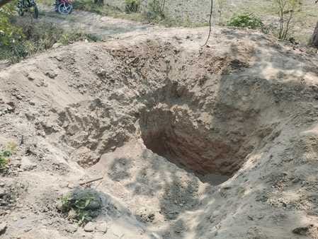 Tantra Vidya is being performed in the fields at night with the desire to get the buried wealth