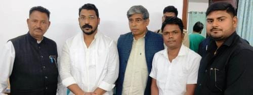People of the district met MP Chandrashekhar Azad on Dalit oppression