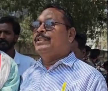 परेशान ग्रामीण