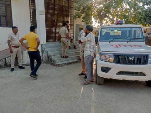 ममेरे भाइयों का शव खदान में भरे पानी में मिला