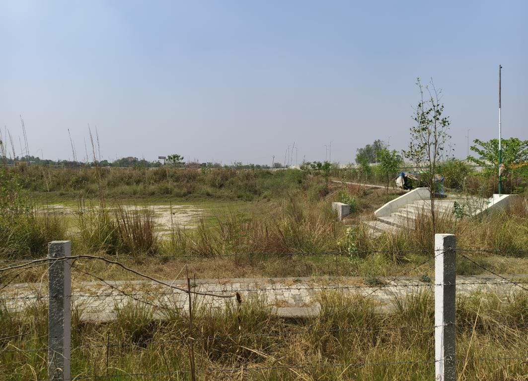 Amrit Sarovar is in bad condition due to lack of maintenance