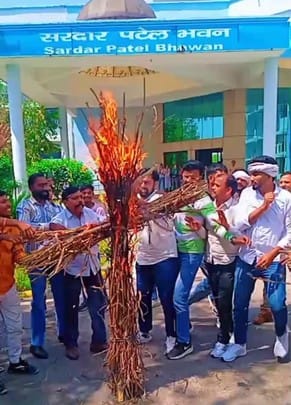 ABVP staged a protest, locked the Vice Chancellor's building