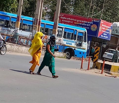 Temperatures continue to rise, Narnaul mercury reaches near 40