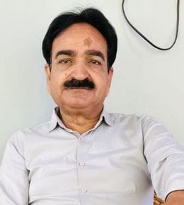 Theatre artist Anil Kaushik has played characters in serials Tipu Sultan and Mr. CM