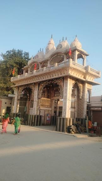In Navratri, Maa Kali Devi will be decorated with flowers from Kolkata in Devi Bhavan temple