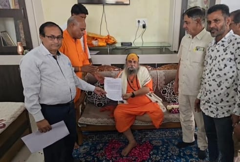 International spokesperson of Juna Akhara Mahant Narayan Giri Maharaj reached Bijaynagar
