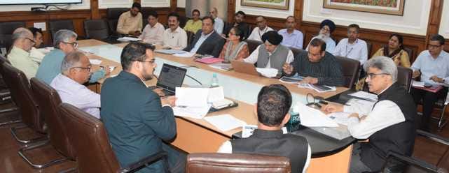 Distribute subsidy to PMSGY holders on time: Chief Secretary