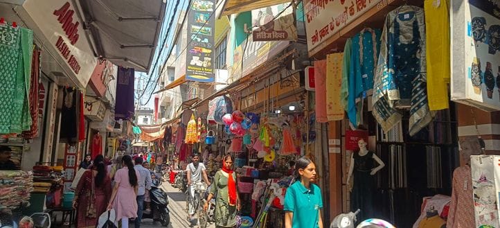 Encroachment is here, where is the focus of the Nagar Palika