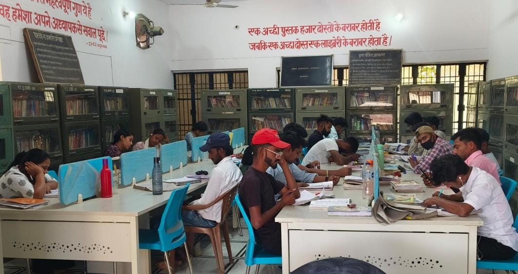facilities required in state library