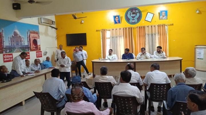 The meeting to end the strike of Tehsil Sadar failed