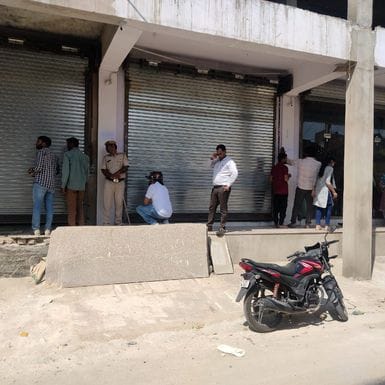 The possession of three acres of agricultural land of the Nagar Panchayat was removed and a notice of Rs 3 lakh was handed over