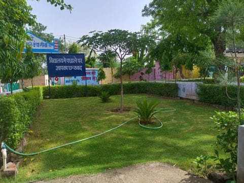 CM School Beautification... Kapuri School tops