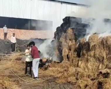 Fire broke out in bundles of straw near village Chanddaklaan