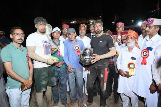 Sukha became Himachal Kesari of Baddaghat Dangal