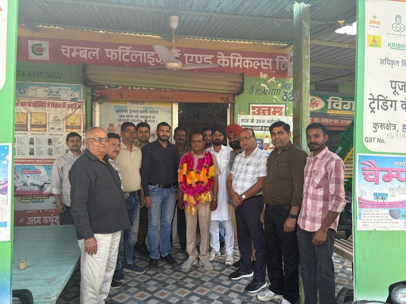 The commission agent association of Jhasa grain market split into two, innocent Kakkar became the president