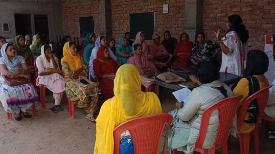 Asha workers formed a 21-member committee in the conference, Neelam became the head