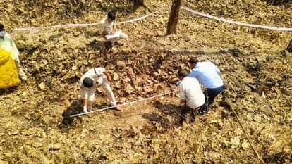 घटना स्थल पर मौजूद पुलिस