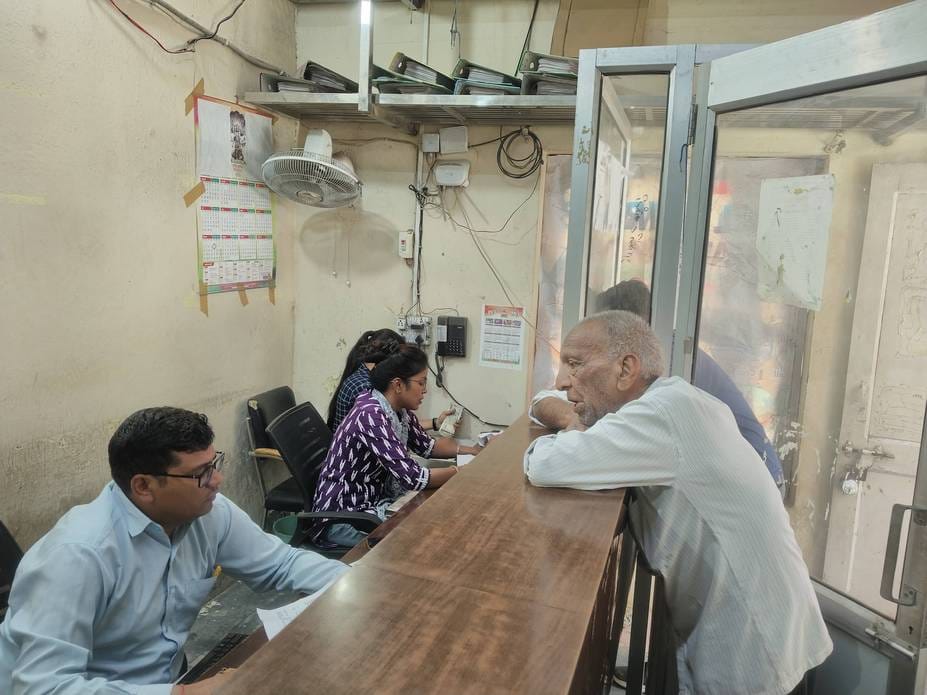 Bill deposit counters of Public Health and Electricity Corporation will remain open today and tomorrow