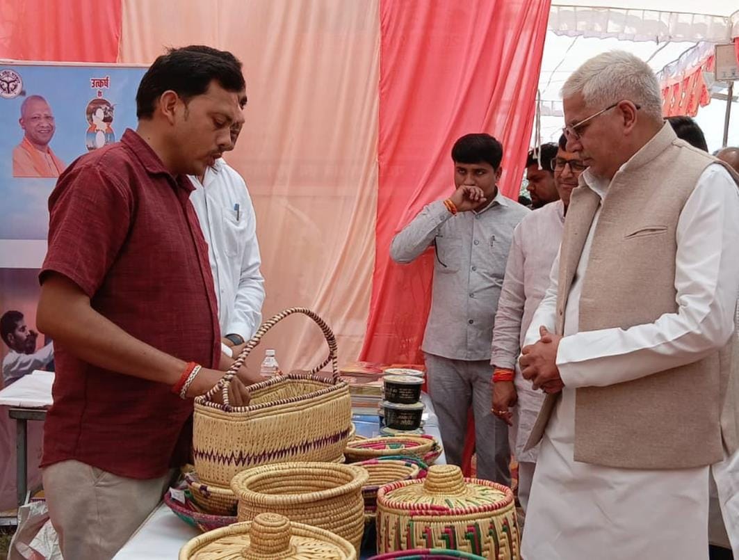 Auditorium and park should be built in Gauriganj: State Minister