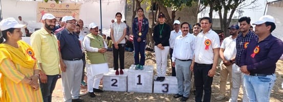Lavish and Mandavi first in javelin throw