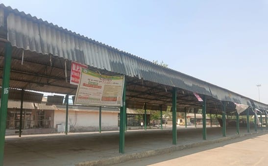 Wheat purchase account opened in Puwaiyan and Tilhar, silence in other mandis