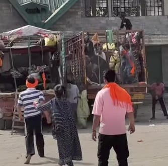 Devotees from Punjab clashed with each other, bricks and stones were thrown