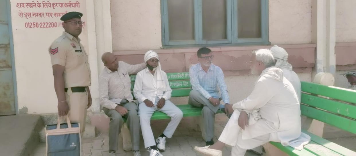 A mentally disturbed elderly woman committed suicide by jumping into a well in Ranila