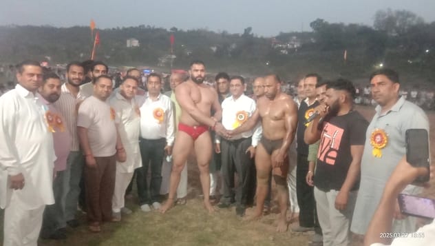 Kohaali wrestler Mukesh won a big medal