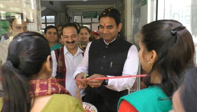 DC inaugurated Him Era Shop in the Deputy Commissioner's Office premises