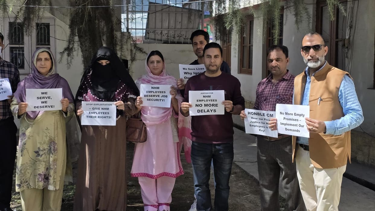 NHM Employee on Strike in doda