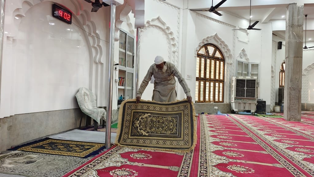 Eid: Preparations complete in mosques, namaz timings also fixed