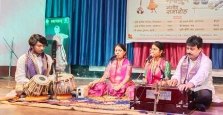 The audience appreciated the performance of Thumri and Kathak