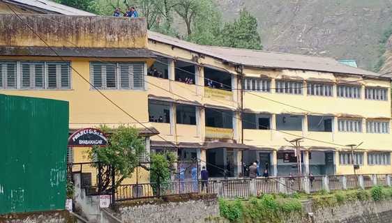 Bhavnagar Project School came under the Education Department