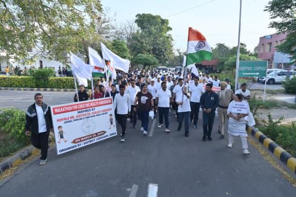 The message of healthy body and healthy life was given through walkathon