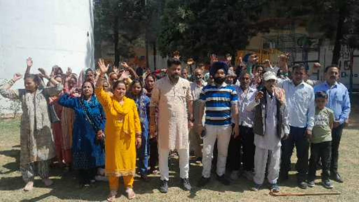 Mid day Meal Cook Workers Held Protest