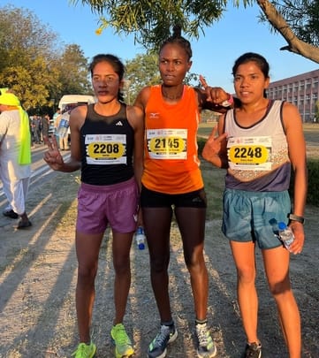 Mohit of Mahindergarh and Grabiwahid of Thopia won the half marathon