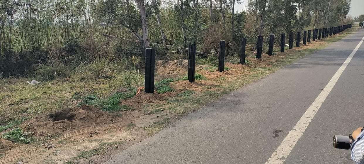 Bamboo crash barrier will save you from road accidents on highway, vehicles will be less damaged in case of collision