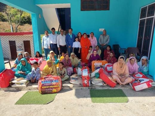 NGO Distribute Blankets to Poor Peoples
