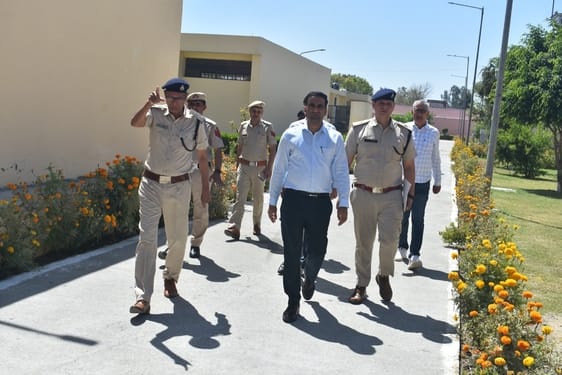 DC heard the problems of prisoners