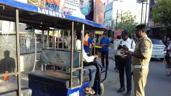 30 e-rickshaws running illegally were seized
